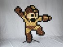 Pixel-art a 8-bit in legno